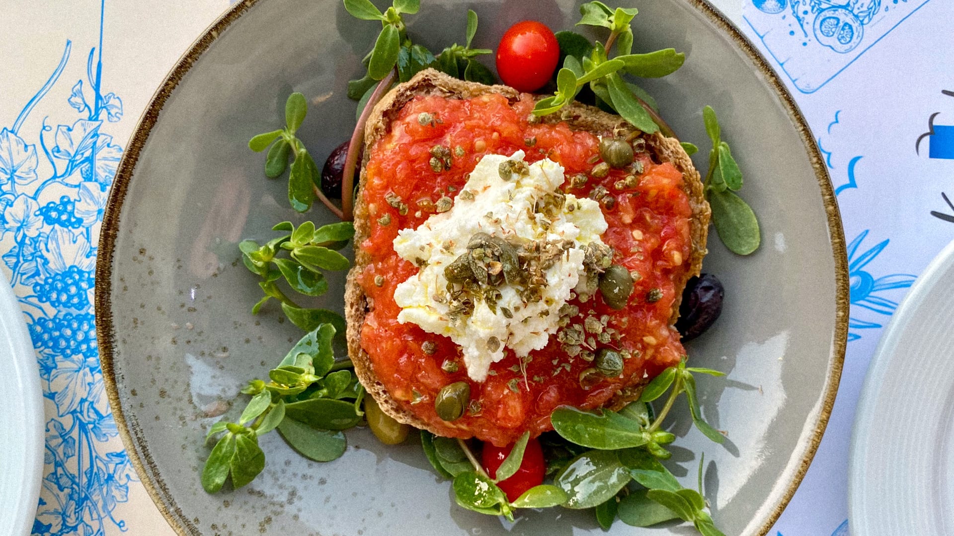 <em>Crete</em> Food Guide: Authentic Local Dishes and 5 Top Restaurants