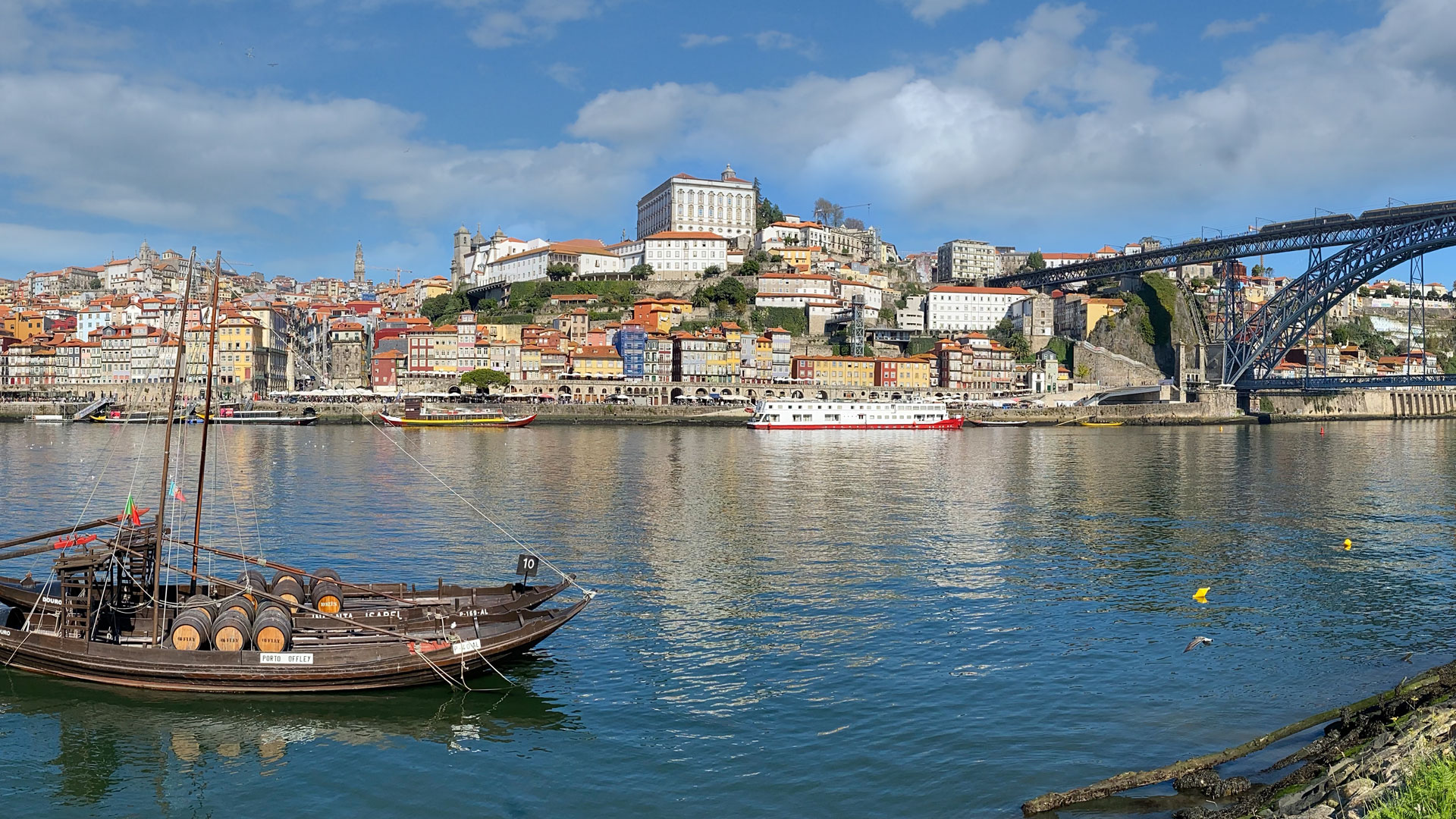 <em>Porto</em> in 2 Days: 10 Stops Worth Your Time