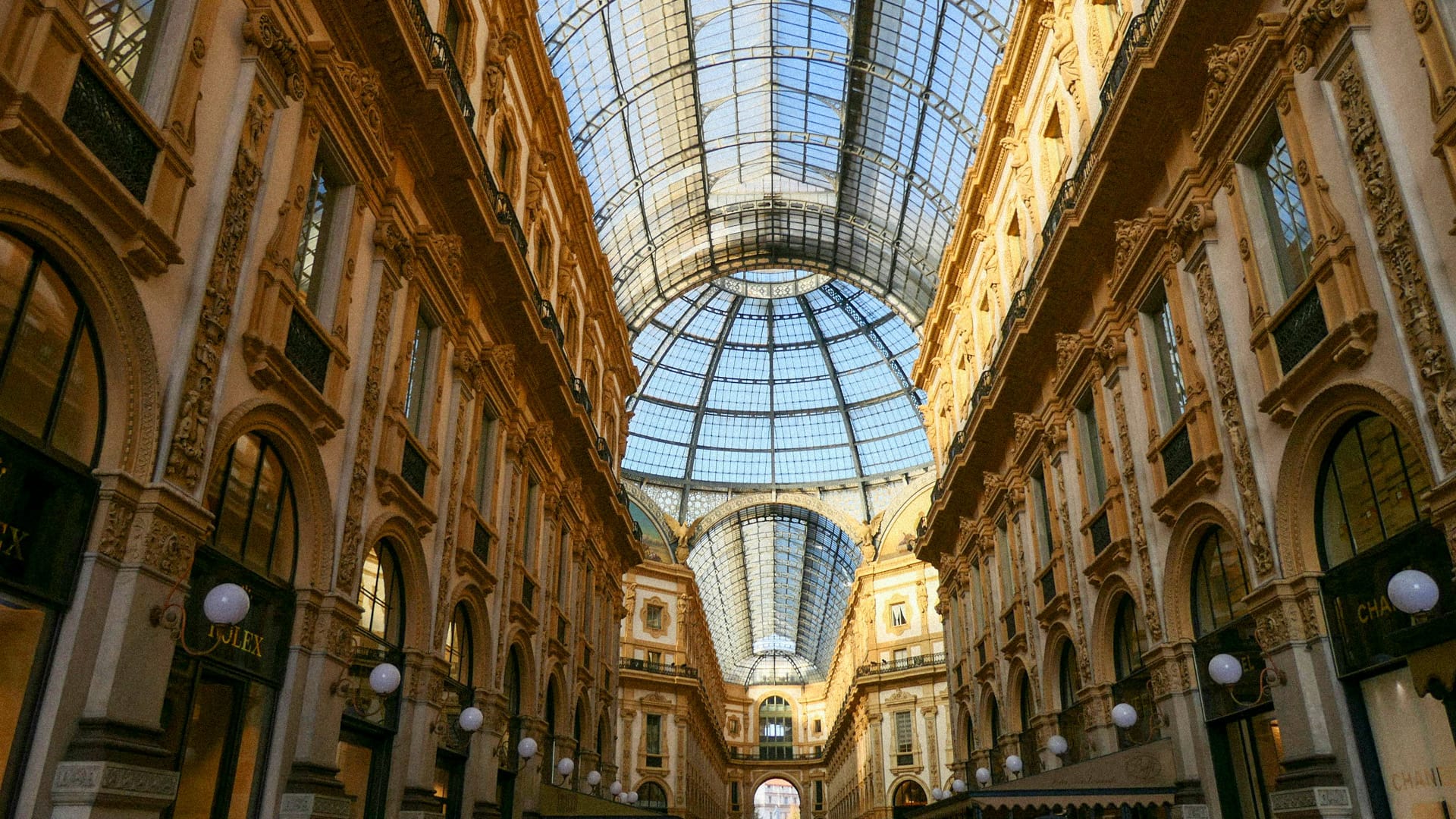 24 Hours in <em>Milan</em>: What to Eat, See and Drink for a First Visit